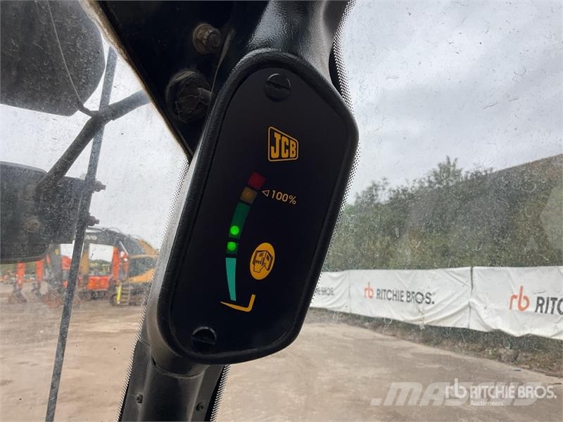 JCB TLT30D مناولات متداخلة