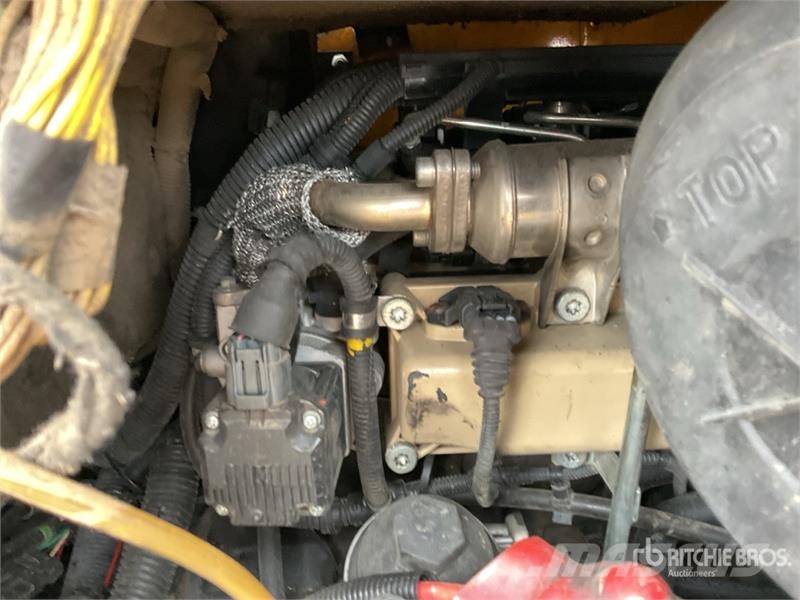 JCB TLT35D مناولات متداخلة