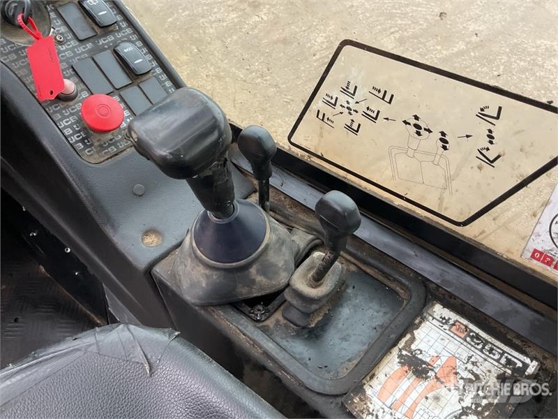 JCB TLT35D مناولات متداخلة