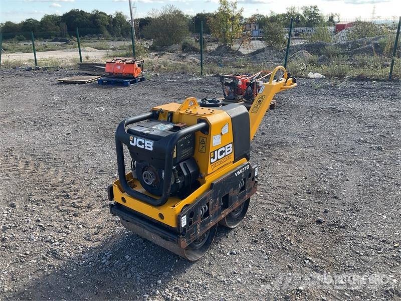 JCB VDM70 Walk Behind Roller Citi veltņi