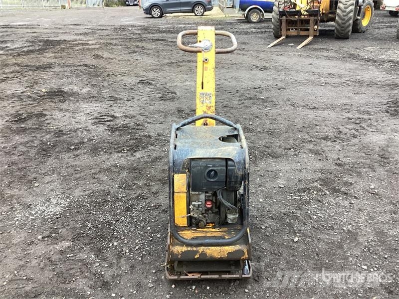 JCB Vibratory Plate Compactor دكاكات أفقية