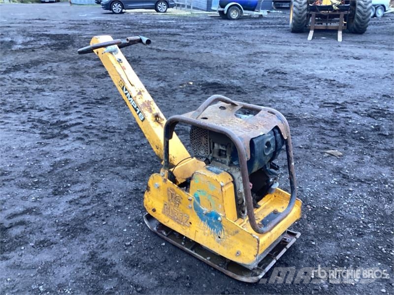 JCB Vibratory Plate Compactor دكاكات أفقية