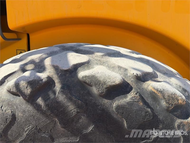 JCB VM115 Compacteur Monocylindre Smooth Drum Compacto Rouleaux monocylindre