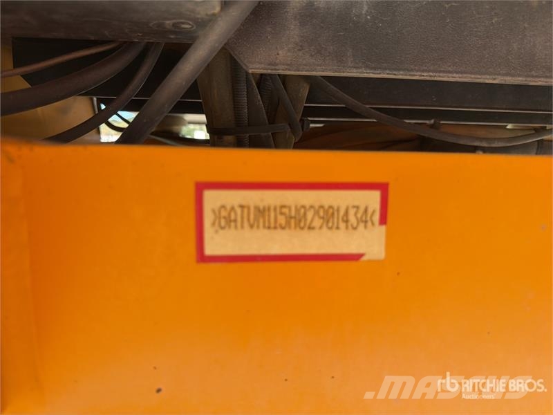 JCB VM115HD Compacteur Monocylindre Smooth Drum Compac Rouleaux monocylindre