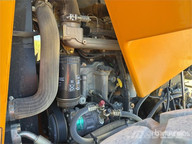 JCB VM115HD Compacteur Monocylindre Smooth Drum Compac Rouleaux monocylindre