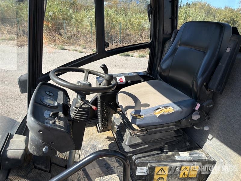 JCB VM115HD Compacteur Monocylindre Smooth Drum Compac Rouleaux monocylindre