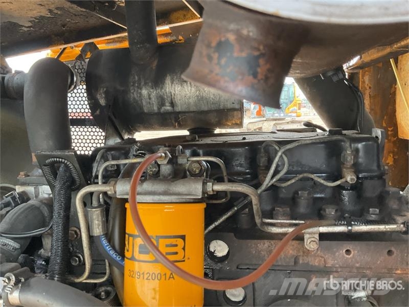JCB Wheel Loader لوادر بعجل