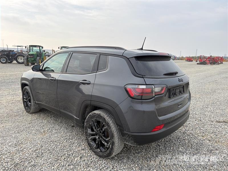 Jeep Compass 1.3 Compass 1.3 96 KW Night Eagle SUV Cars
