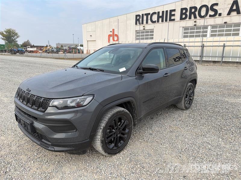 Jeep Compass 1.3 Compass 1.3 96 KW Night Eagle SUV Cars