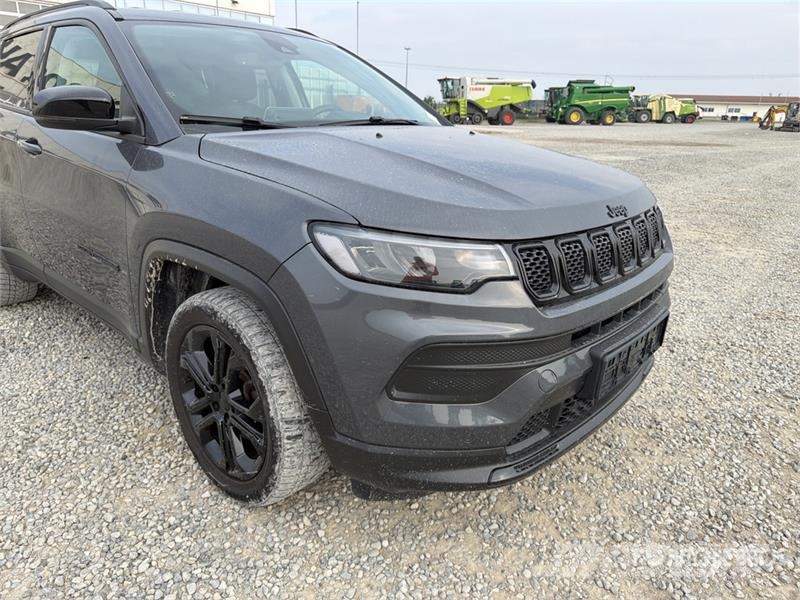Jeep Compass 1.3 Compass 1.3 96 KW Night Eagle SUV Cars