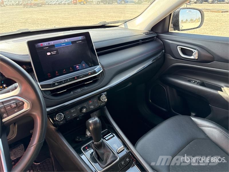 Jeep Compass 4x4 Plug-In Hybrid 1.3 T4 PHEV AT6 4XE TRA Avtomobili