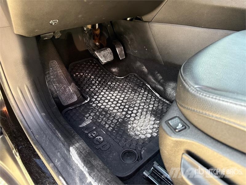 Jeep Compass 4x4 Plug-In Hybrid 1.3 T4 PHEV AT6 4XE TRA Avtomobili