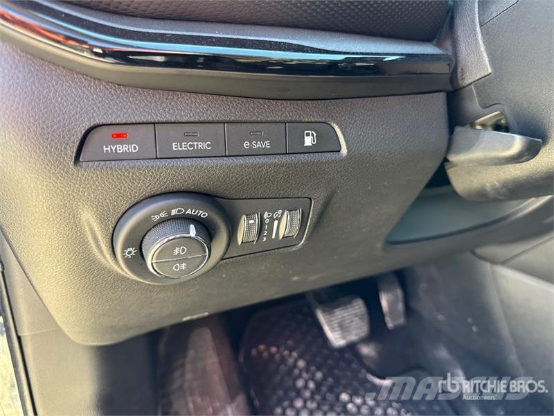 Jeep Compass 4x4 Plug-In Hybrid 1.3 T4 PHEV AT6 4XE TRA Avtomobili