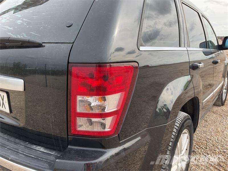Jeep Grand Cherokee 4WD SUV Cars