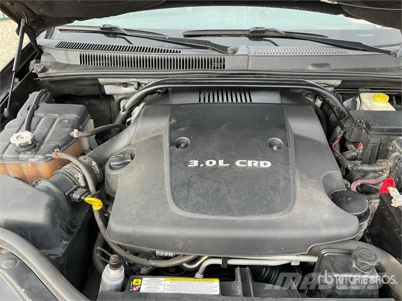 Jeep Grand Cherokee 4WD SUV Cars