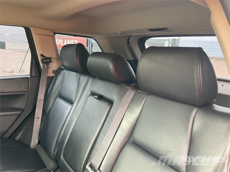 Jeep Grand Cherokee 4WD SUV Cars