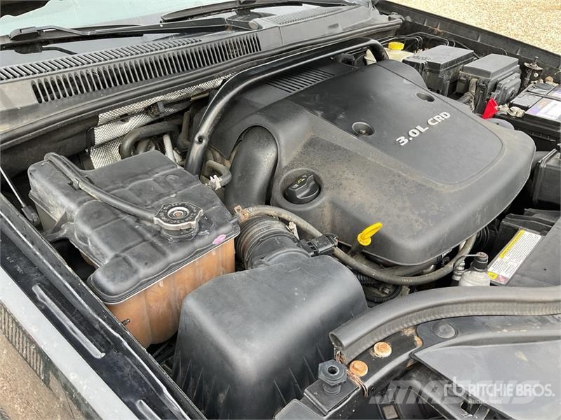 Jeep Grand Cherokee 4WD SUV Cars
