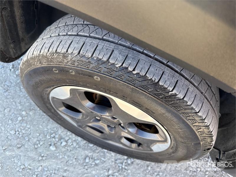 Jeep Renegade 4WD SUV Automobili