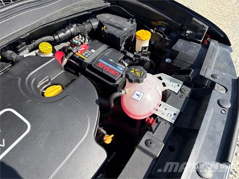 Jeep Renegade 4WD SUV Automobili