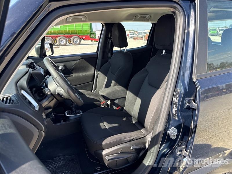 Jeep Renegade 4WD SUV Automobili