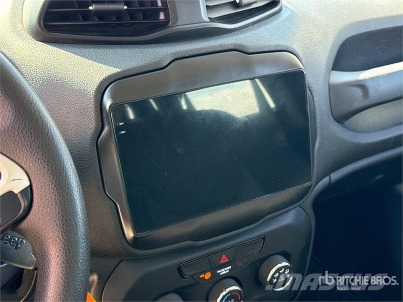 Jeep Renegade 4WD SUV Automobili