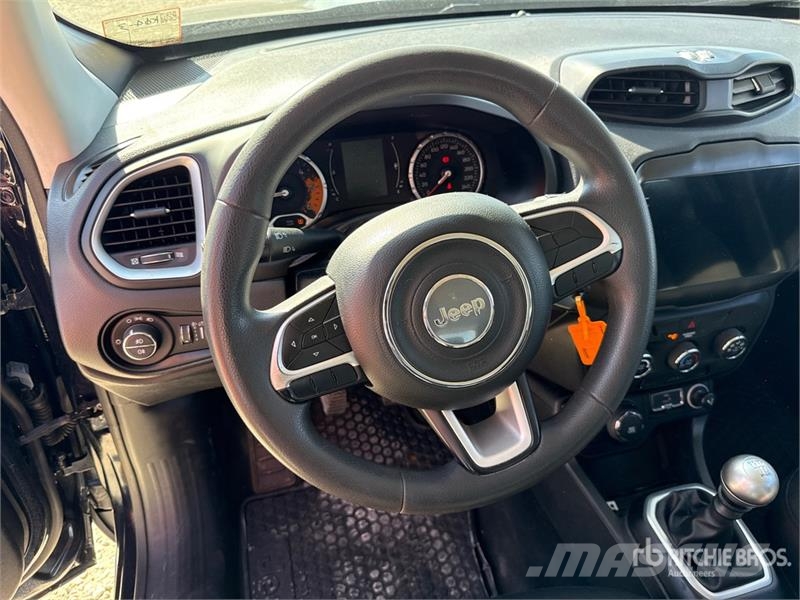 Jeep Renegade 4WD SUV Automobili