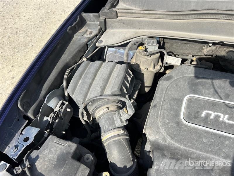 Jeep Renegade SUV Automobily