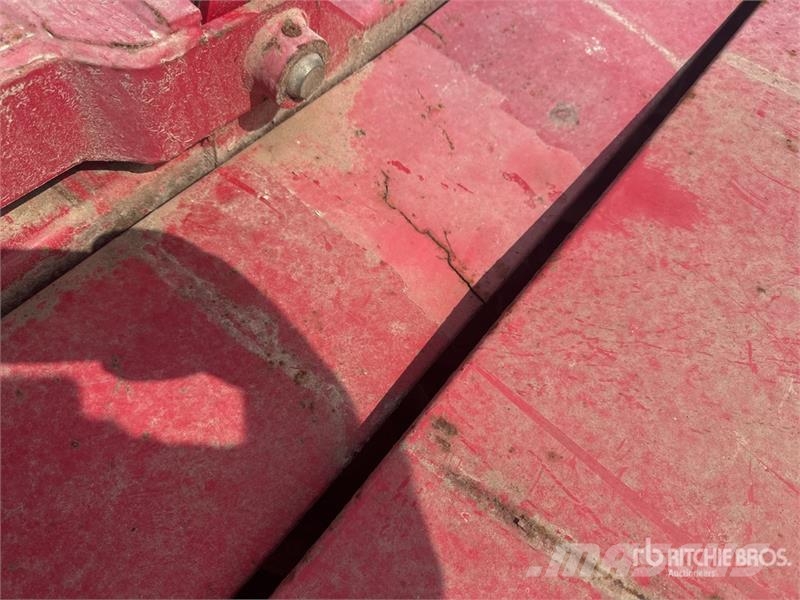 JF GX2400X Faucheuse Conditionneuse 2.4 m 3-Point Mow جزازات مكيفات