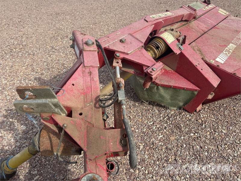 JF GX2400X Faucheuse Conditionneuse 2.4 m 3-Point Mow جزازات مكيفات