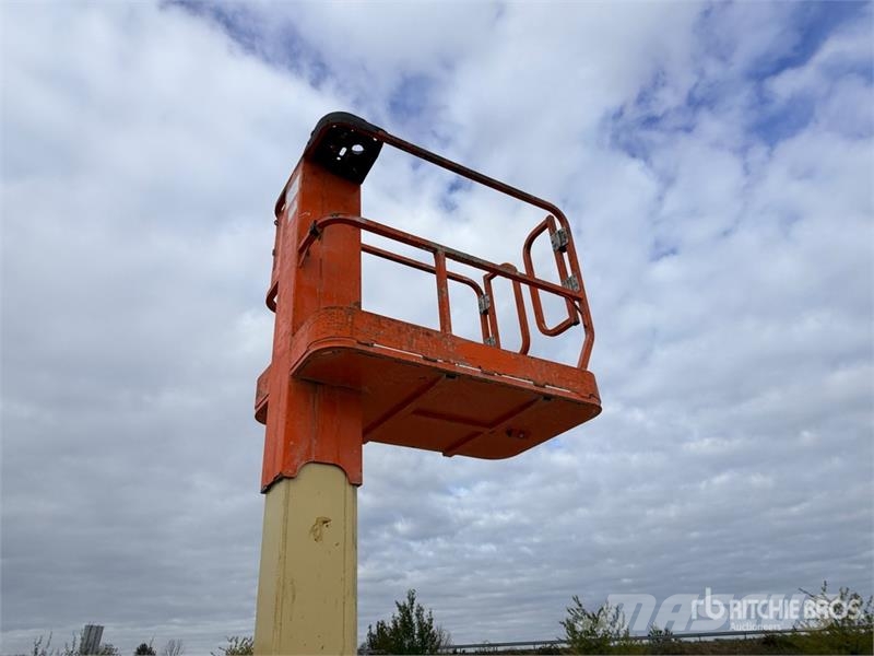 JLG 1230ES Nacelle A Mat Droit Electrique Electric Ver Vertikaalsed mast tõstukid