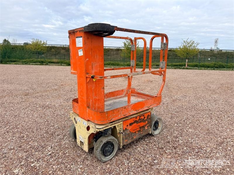 JLG 1230ES Nacelle A Mat Droit Electrique Electric Ver Vertikaalsed mast tõstukid