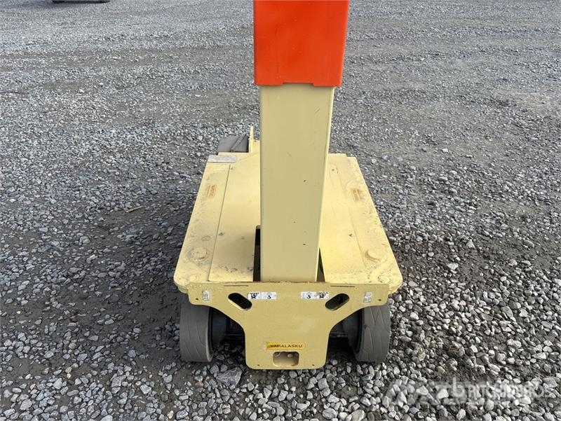 JLG 1230ES Vertical Mast Lift Vertikalna dvigala