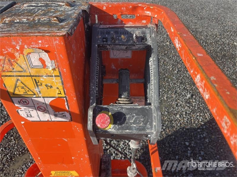 JLG 1230ES Vertical Mast Lift رافعات السارية الرأسية
