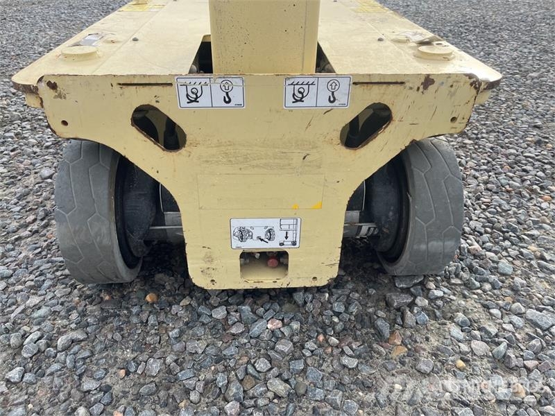JLG 1230ES Vertical Mast Lift 垂直昇降型リフト