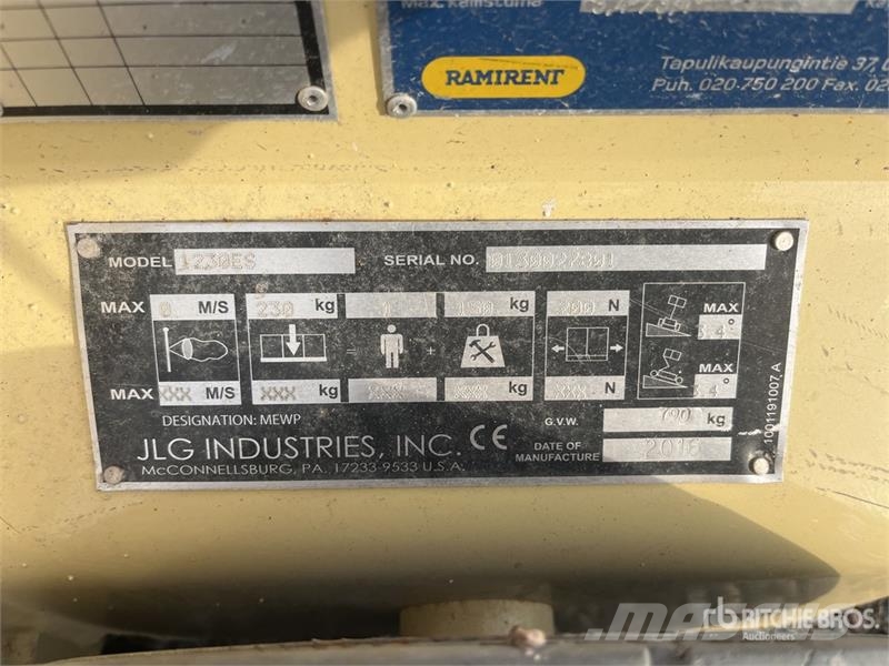 JLG 1230ES Vertical Mast Lift 垂直昇降型リフト