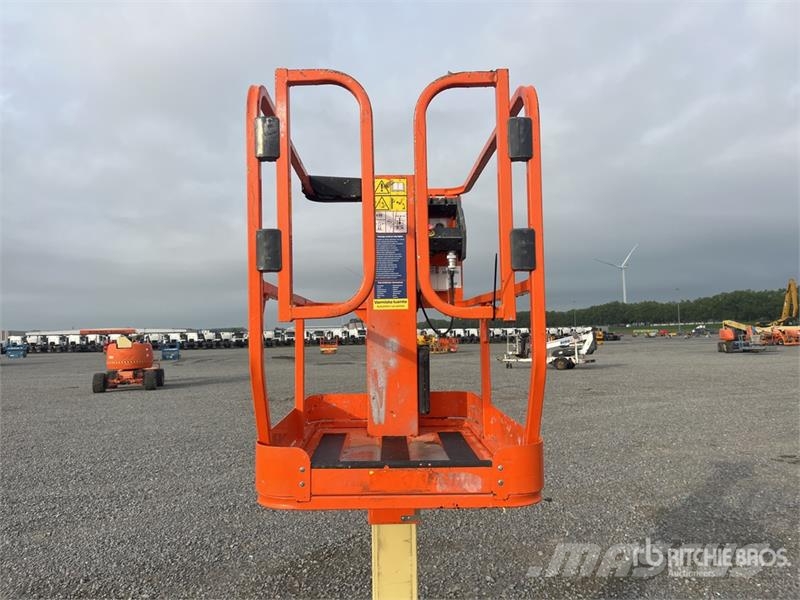 JLG 1230ES Vertical Mast Lift 垂直昇降型リフト