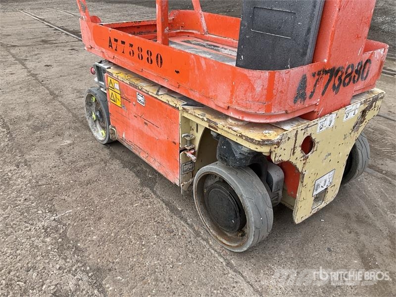 JLG 1230ES Vertical Mast Lift رافعات السارية الرأسية