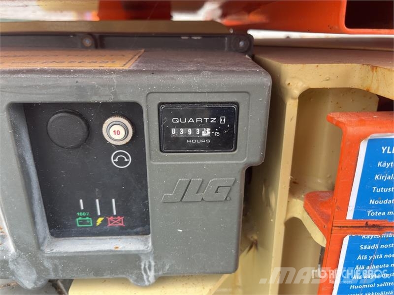 JLG 1230ES Vertical Mast Lift رافعات السارية الرأسية