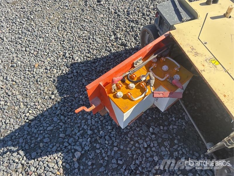 JLG 1230ES Vertical Mast Lift Vertikālie pacēlāji