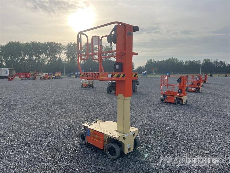 JLG 1230ES Vertical Mast Lift رافعات السارية الرأسية