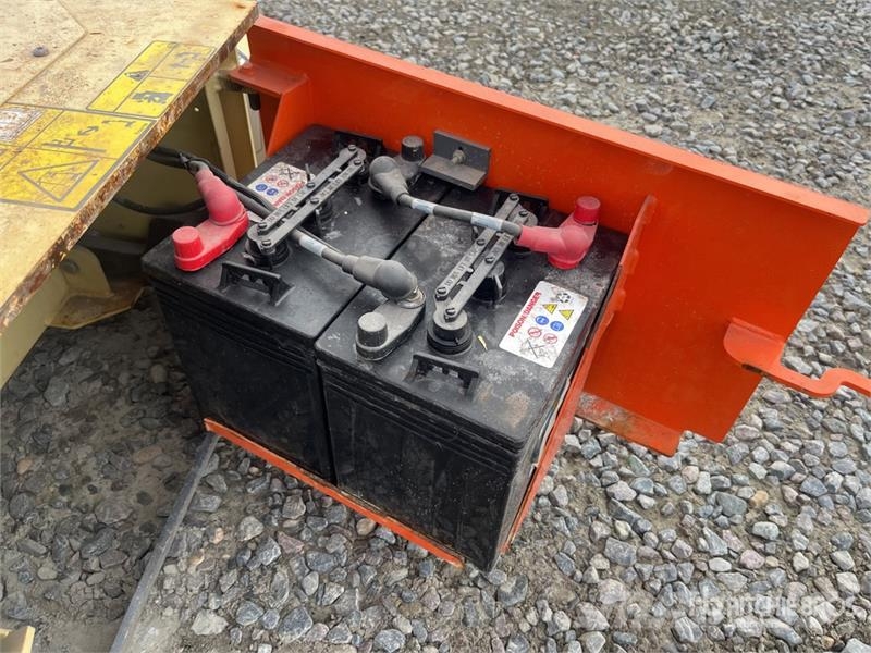 JLG 1230ES Vertical Mast Lift رافعات السارية الرأسية