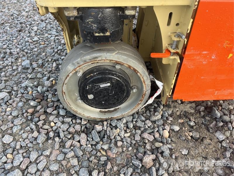 JLG 1230ES Vertical Mast Lift 垂直昇降型リフト