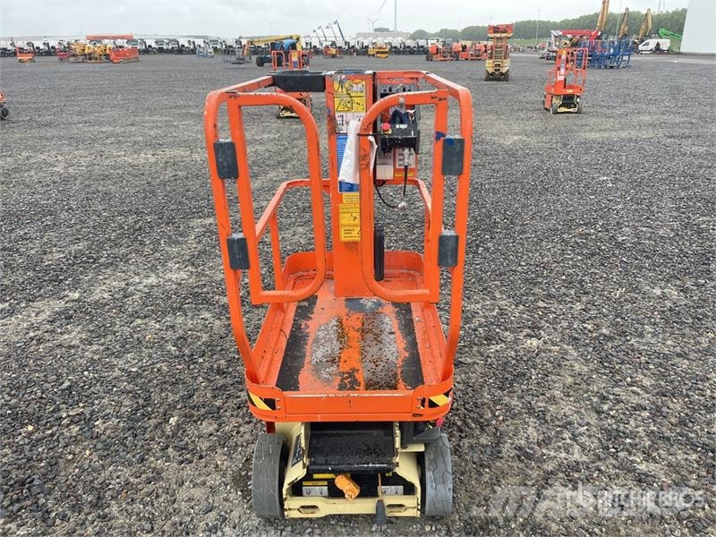 JLG 1230ES Vertical Mast Lift 垂直昇降型リフト