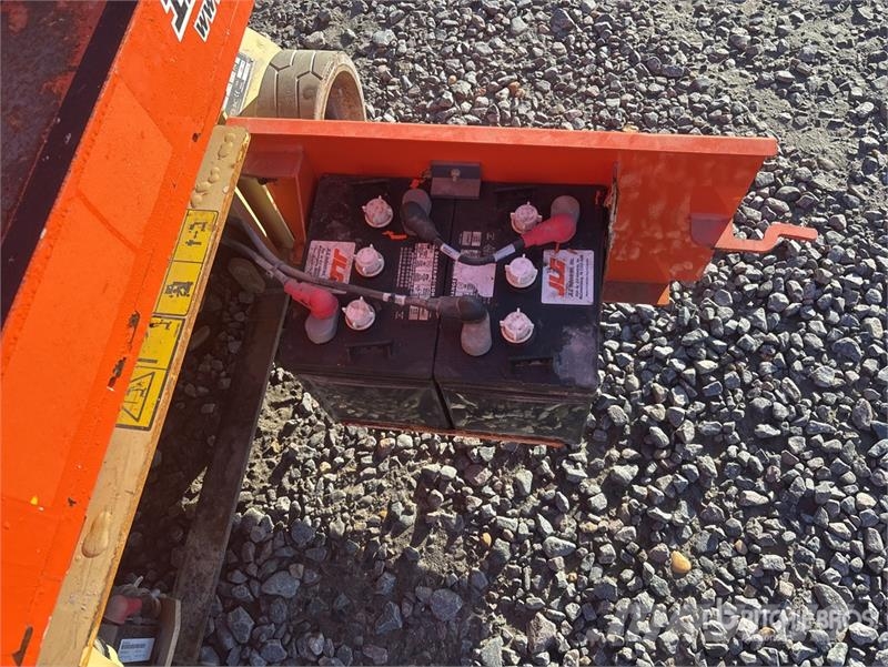 JLG 1230ES Vertical Mast Lift Vertikalna dvigala