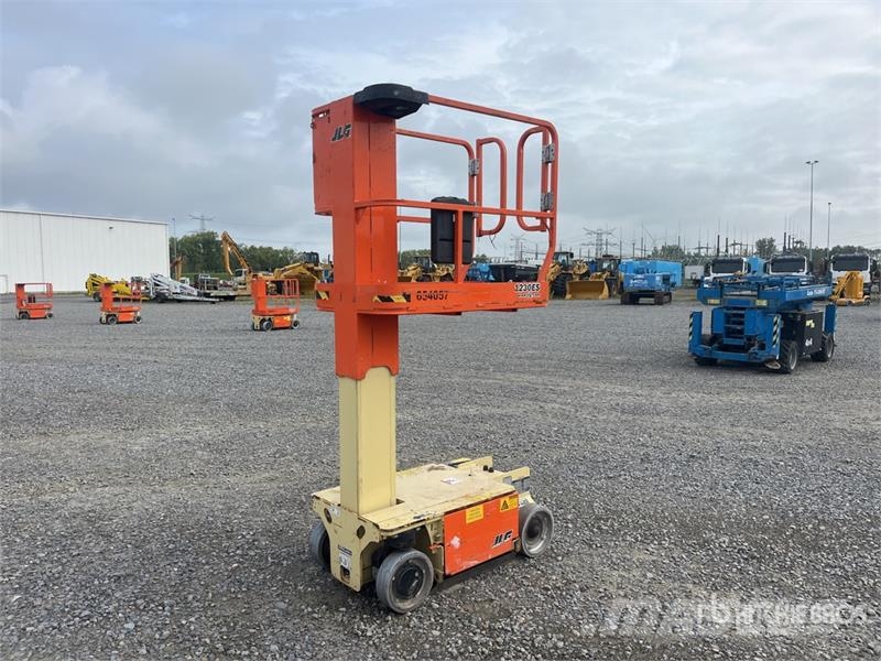 JLG 1230ES Vertical Mast Lift رافعات السارية الرأسية