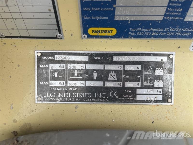 JLG 1230ES Vertical Mast Lift رافعات السارية الرأسية
