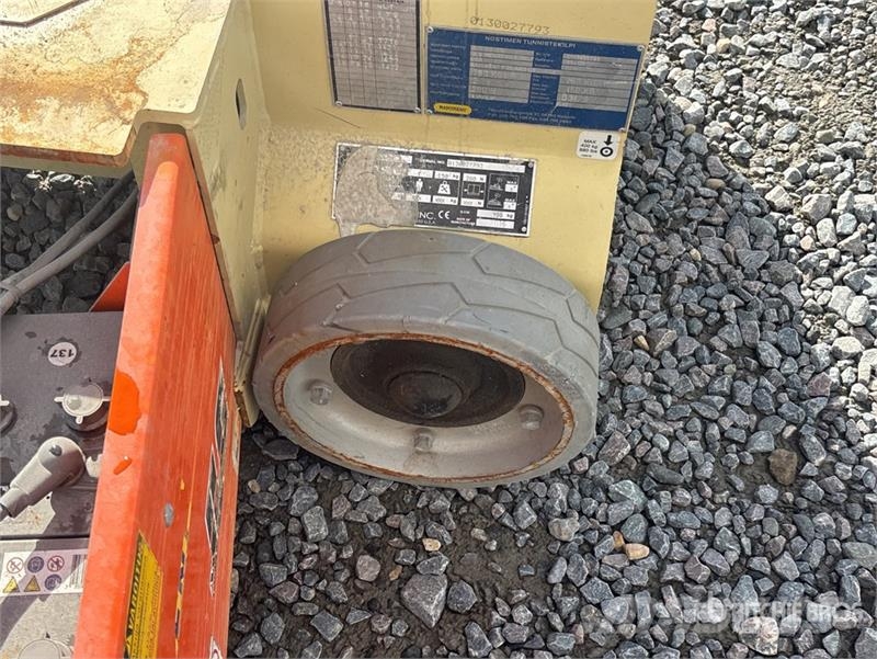JLG 1230ES Vertical Mast Lift Henkilönostimet ja nostolaitteet