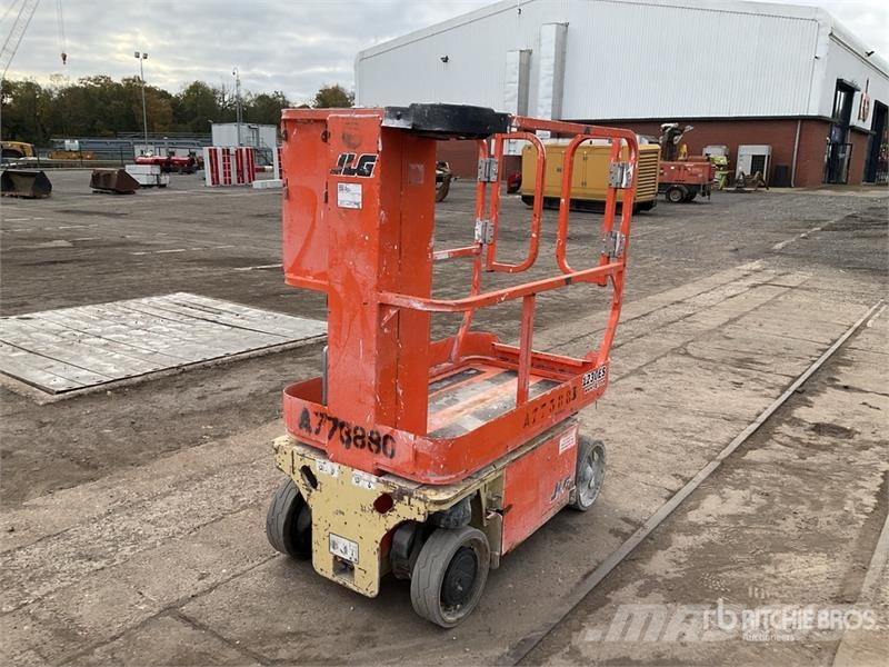 JLG 1230ES Vertical Mast Lift رافعات السارية الرأسية