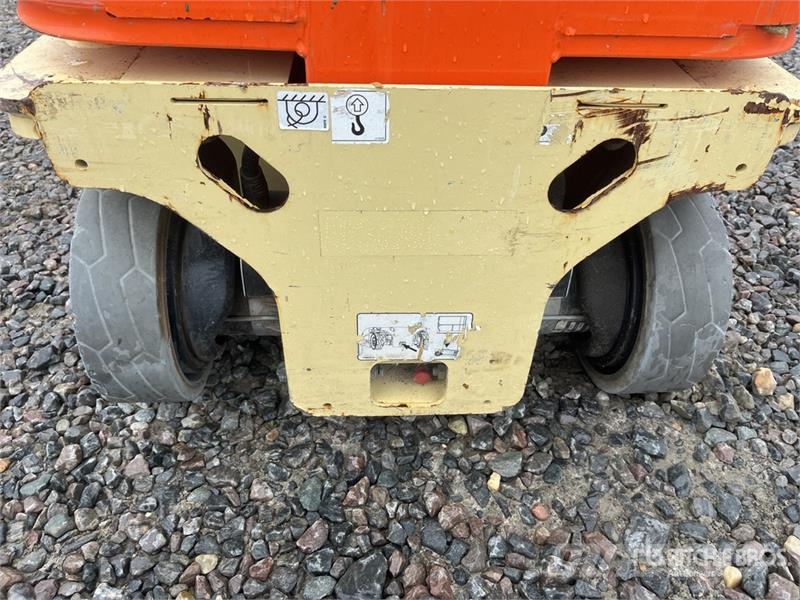 JLG 1230ES Vertical Mast Lift 垂直昇降型リフト