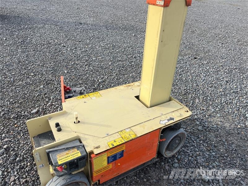 JLG 1230ES Vertical Mast Lift 垂直昇降型リフト